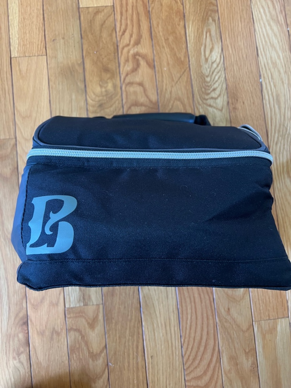 Bootbarn black lunch bag